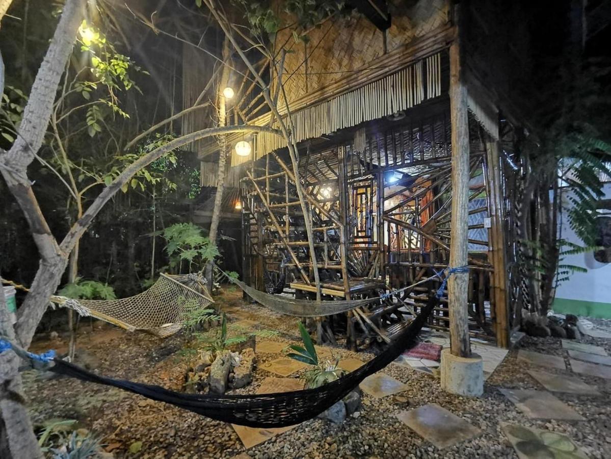 Bamboo Nest Hotell Puerto Princesa Eksteriør bilde